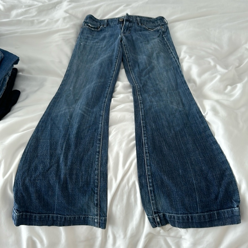 Citizens of humanity jeans low waist full leg size 27